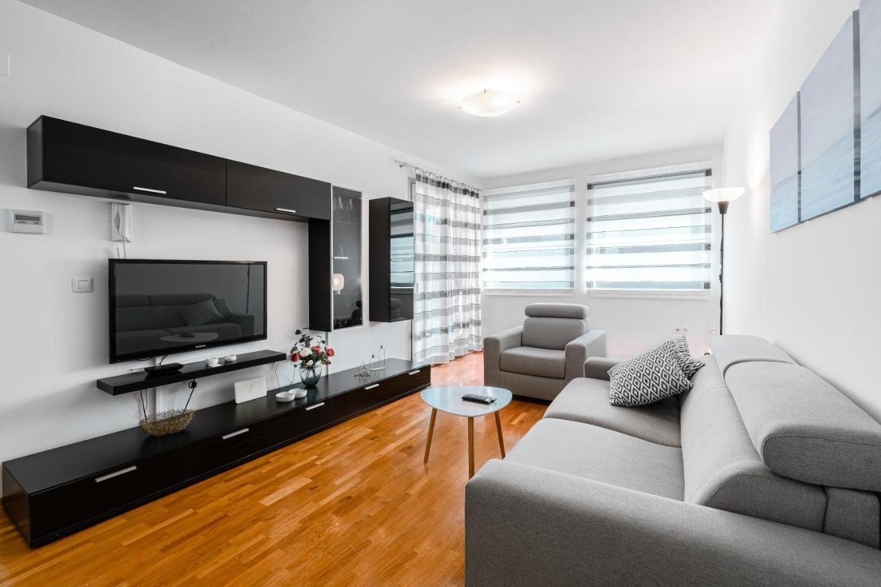 Ferienwohnung App 2 Novigrad Istria Exterior foto